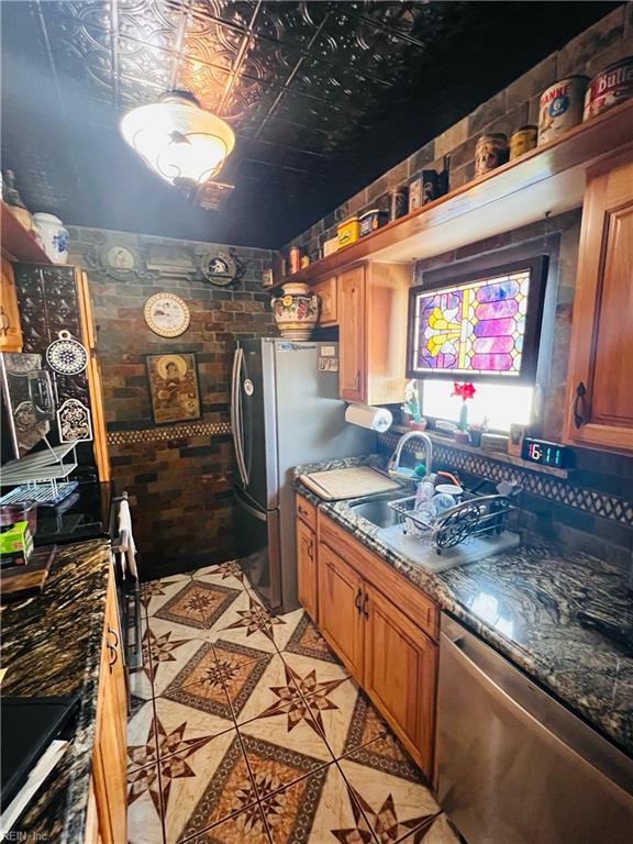 910 E Ocean View AVE 3