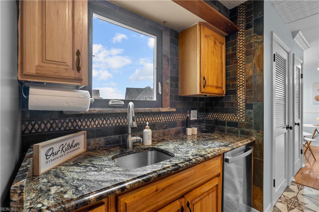 910 E Ocean View AVE 3