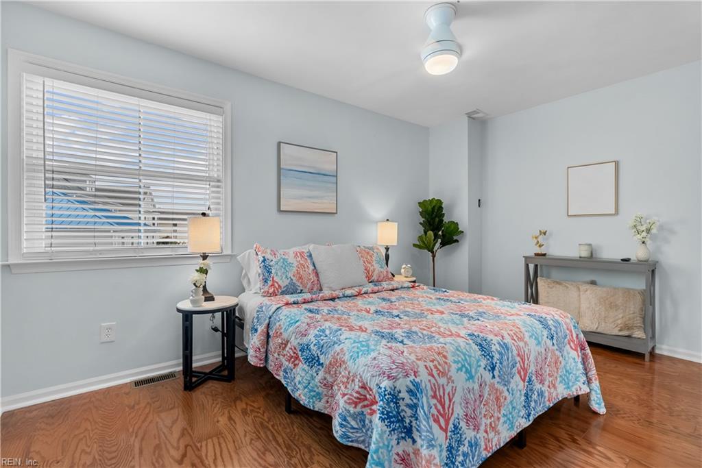 910 E Ocean View AVE 3