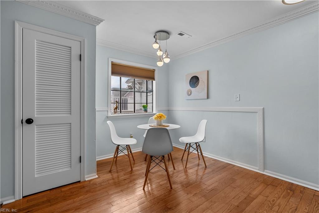 910 E Ocean View AVE 3