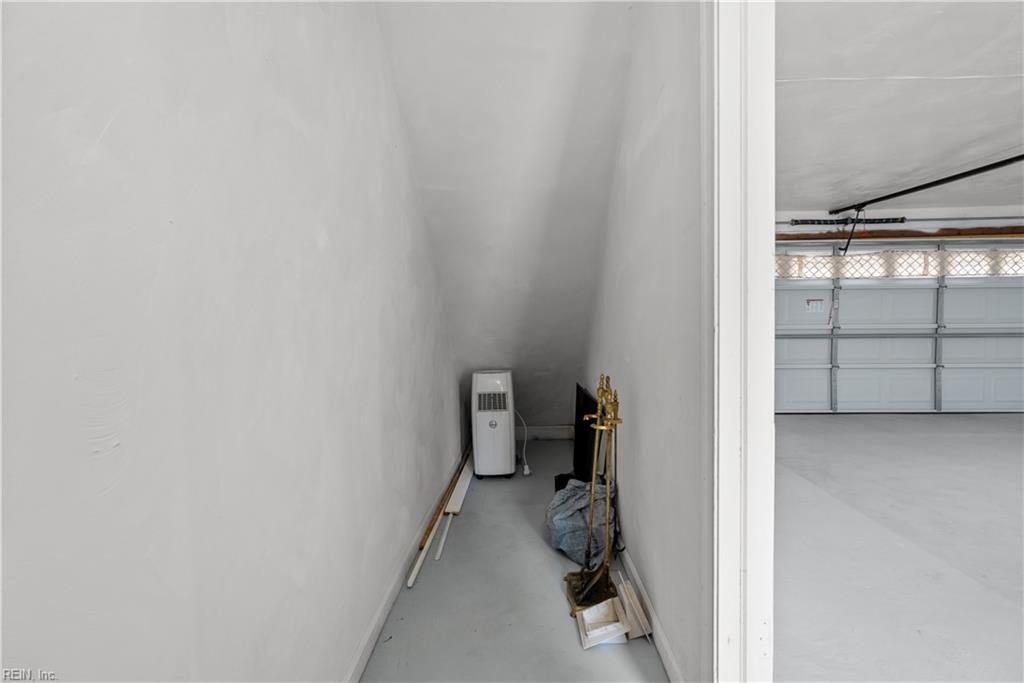 910 E Ocean View AVE 3