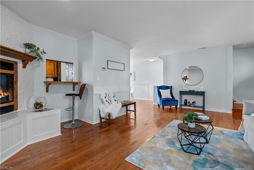 910 E Ocean View AVE 3