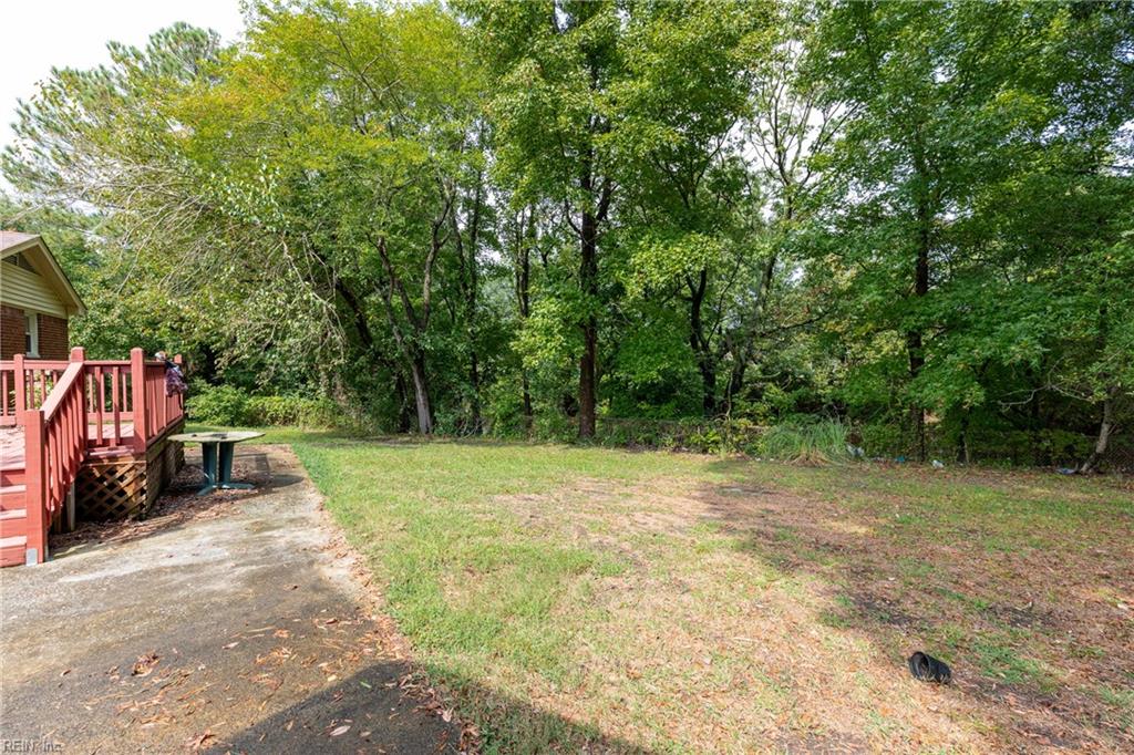 1146 N Carrington CRES