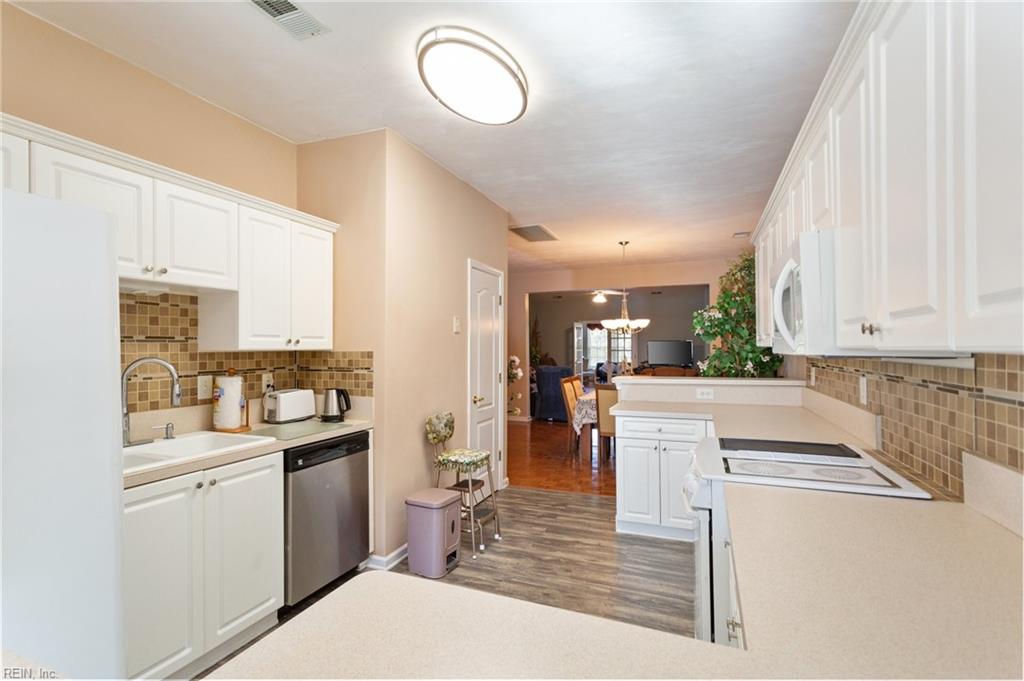 3160 Sterling WAY 37