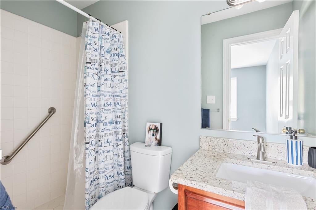 924 Lucas Creek RD 2