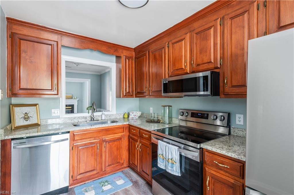 924 Lucas Creek RD 2