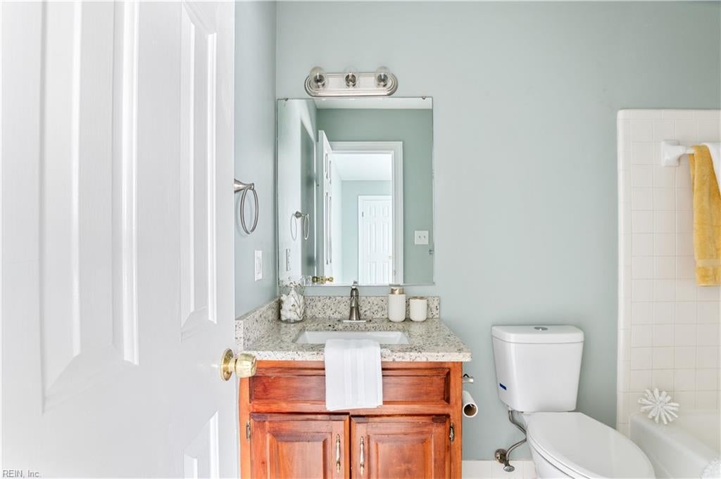 924 Lucas Creek RD 2