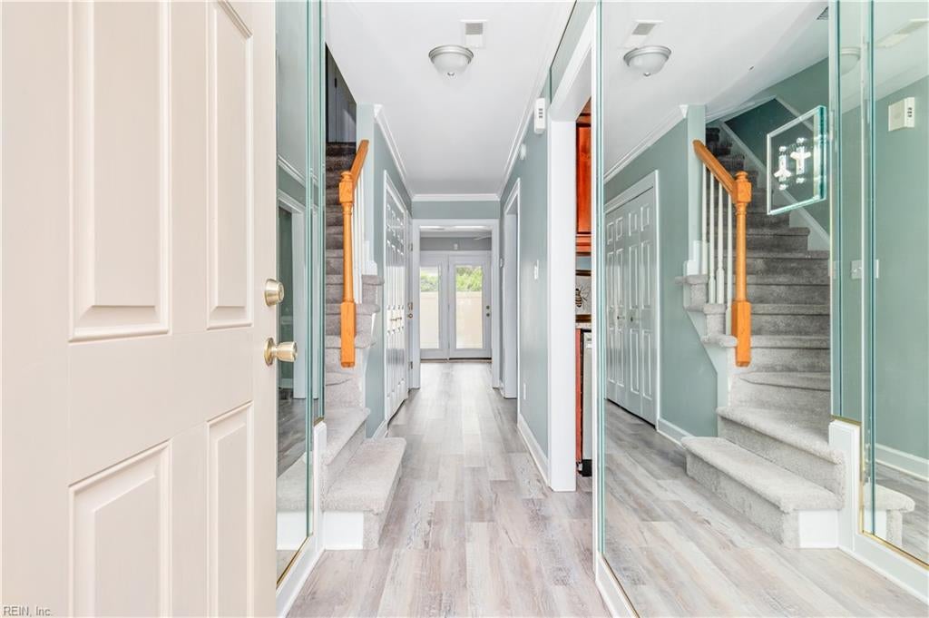 924 Lucas Creek RD 2