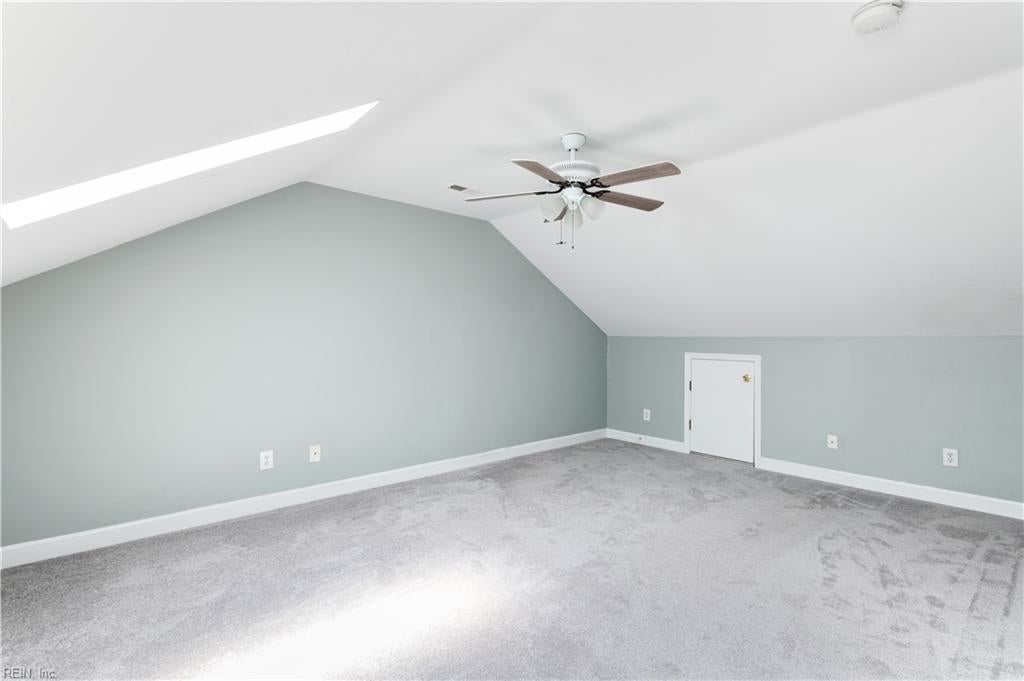924 Lucas Creek RD 2