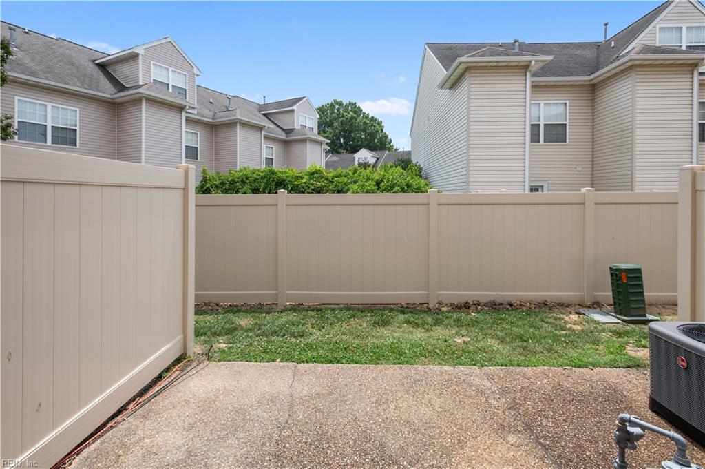 924 Lucas Creek RD 2