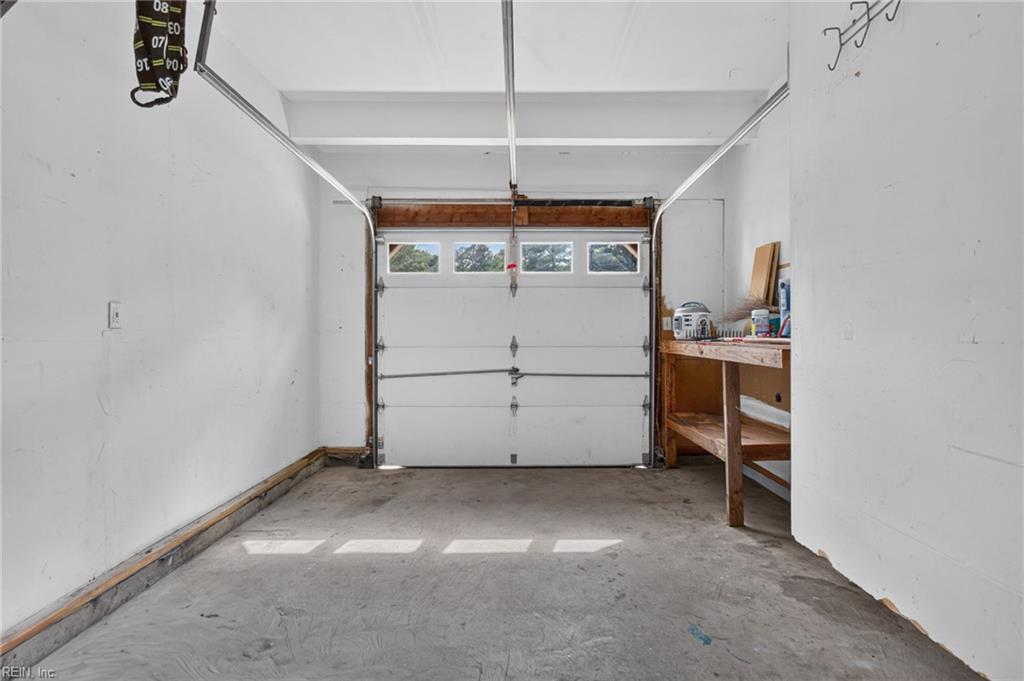 204 Nadine PL