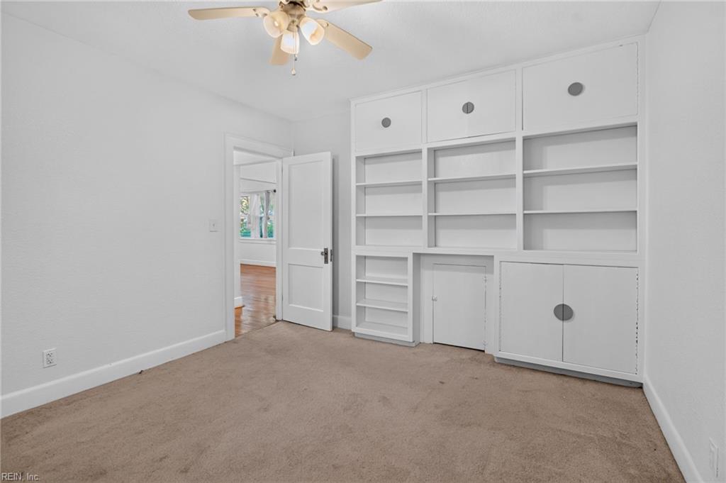 3820 Lenoir CIR