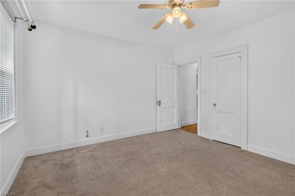 3820 Lenoir CIR