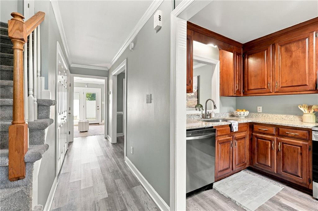 924 Lucas Creek RD 2
