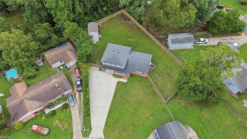 6 Tuckahoe DR