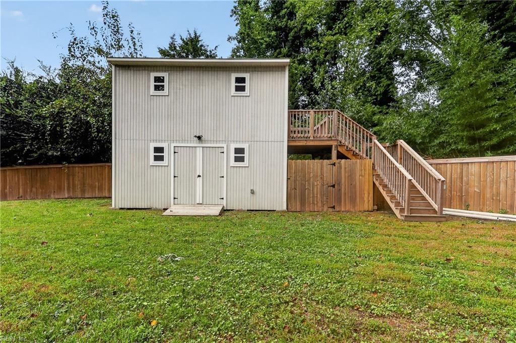 6 Tuckahoe DR