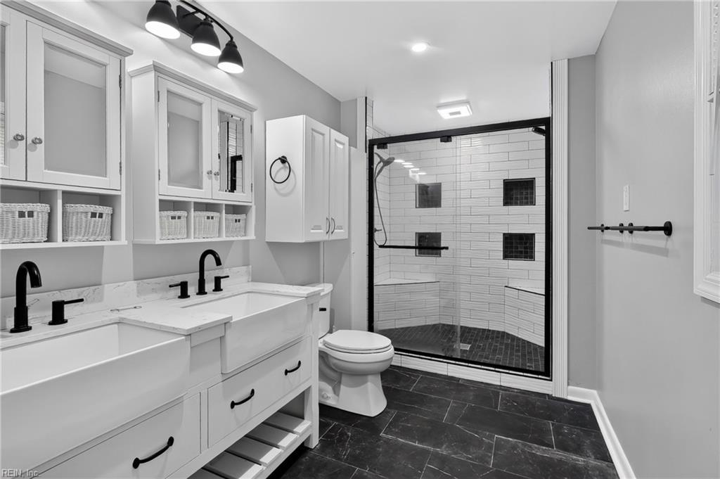 6 Tuckahoe DR