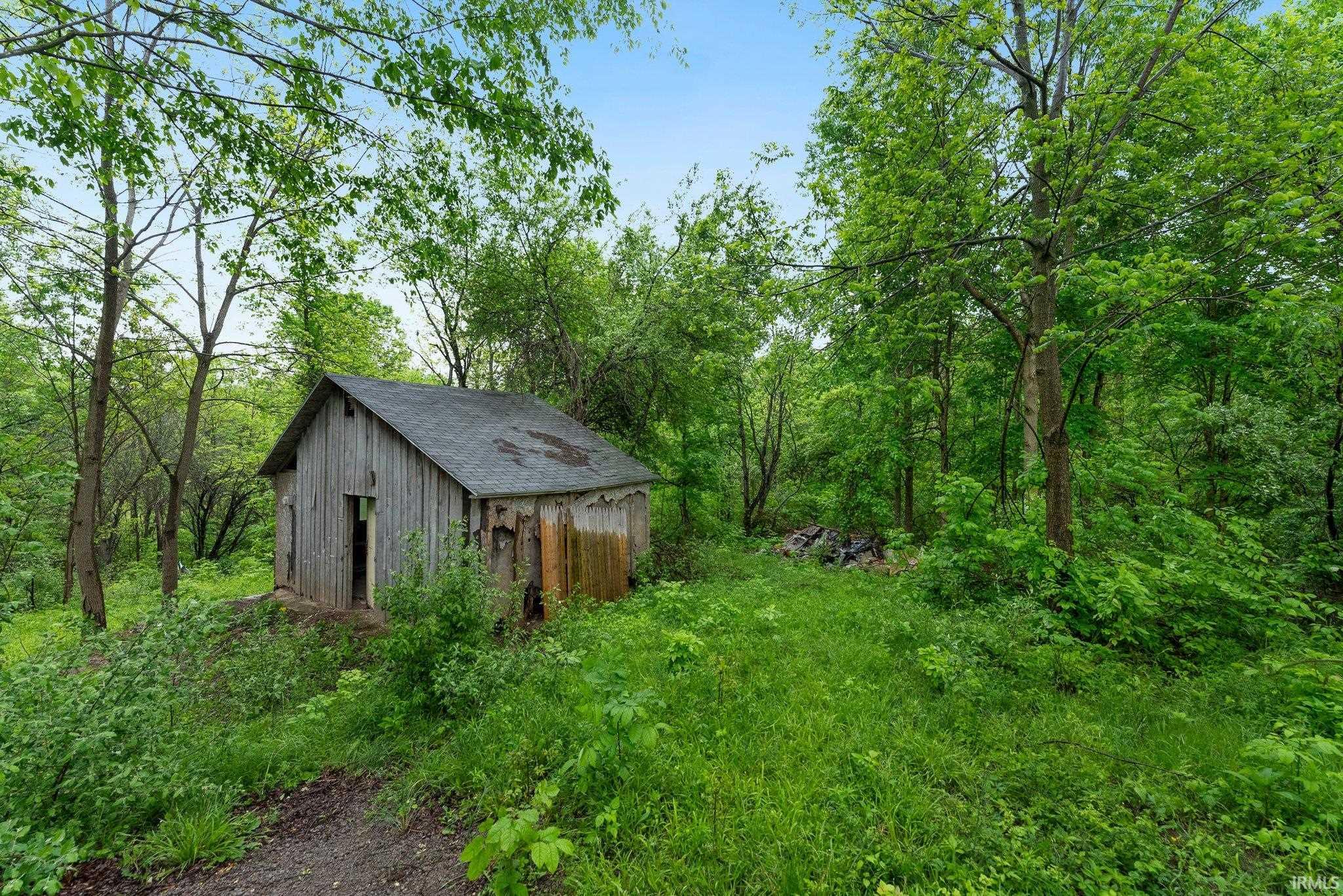 841 S State Road 5 Road