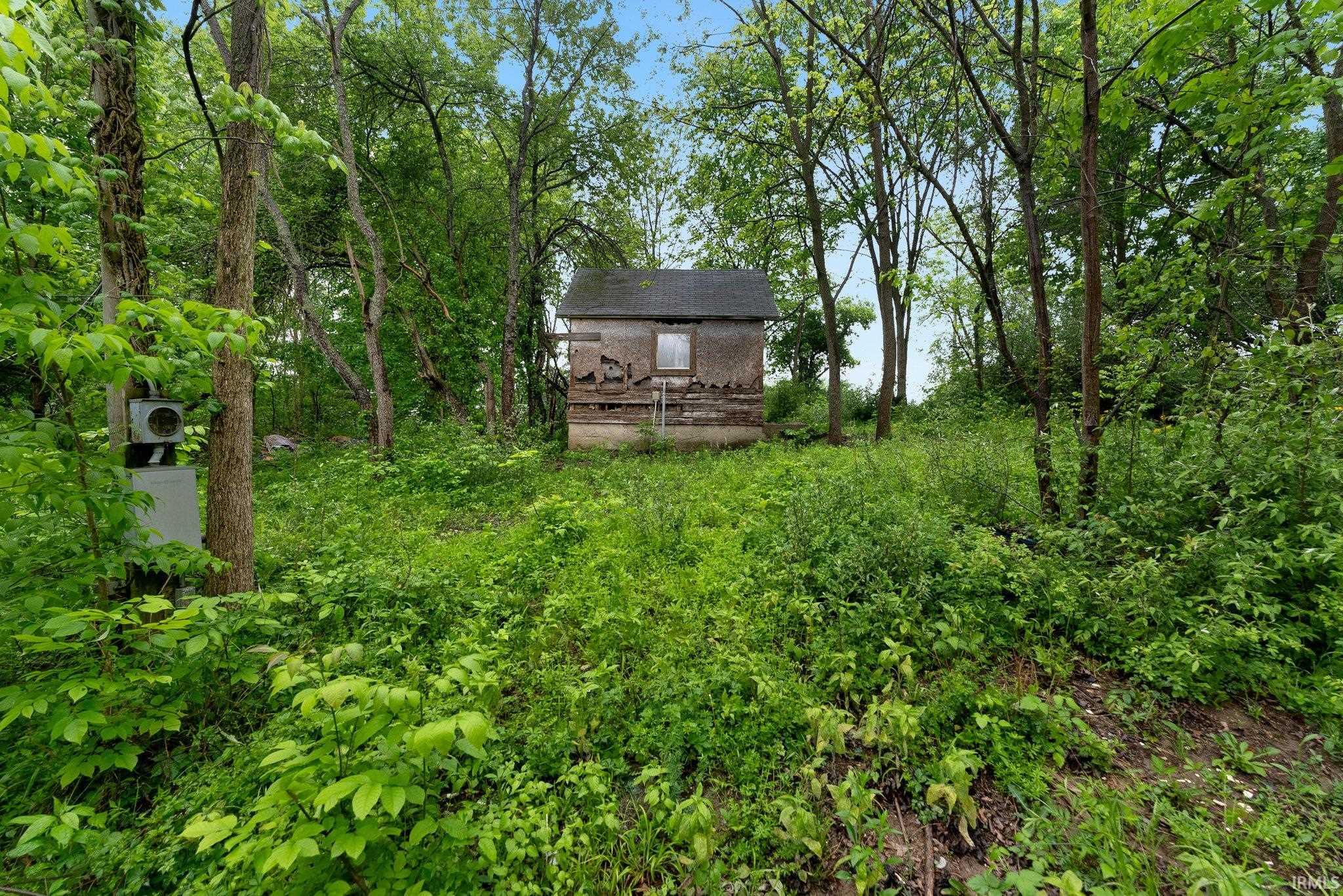 841 S State Road 5 Road