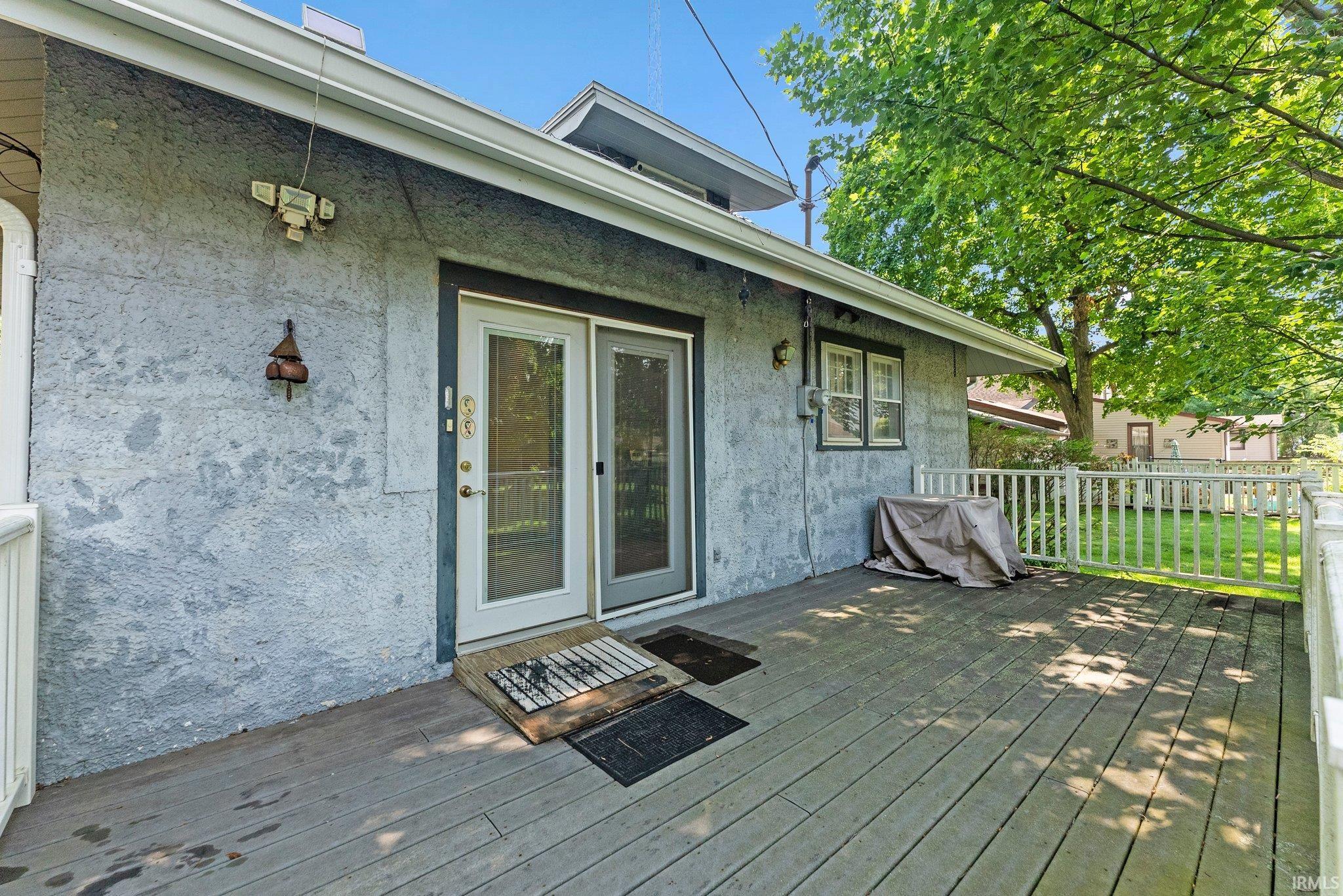 315 W 9th Street