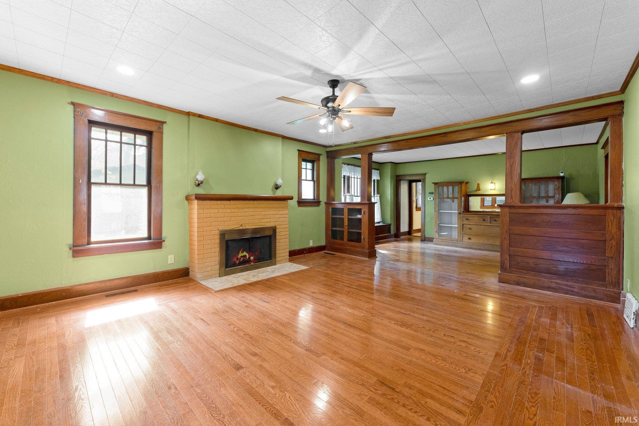 315 W 9th Street