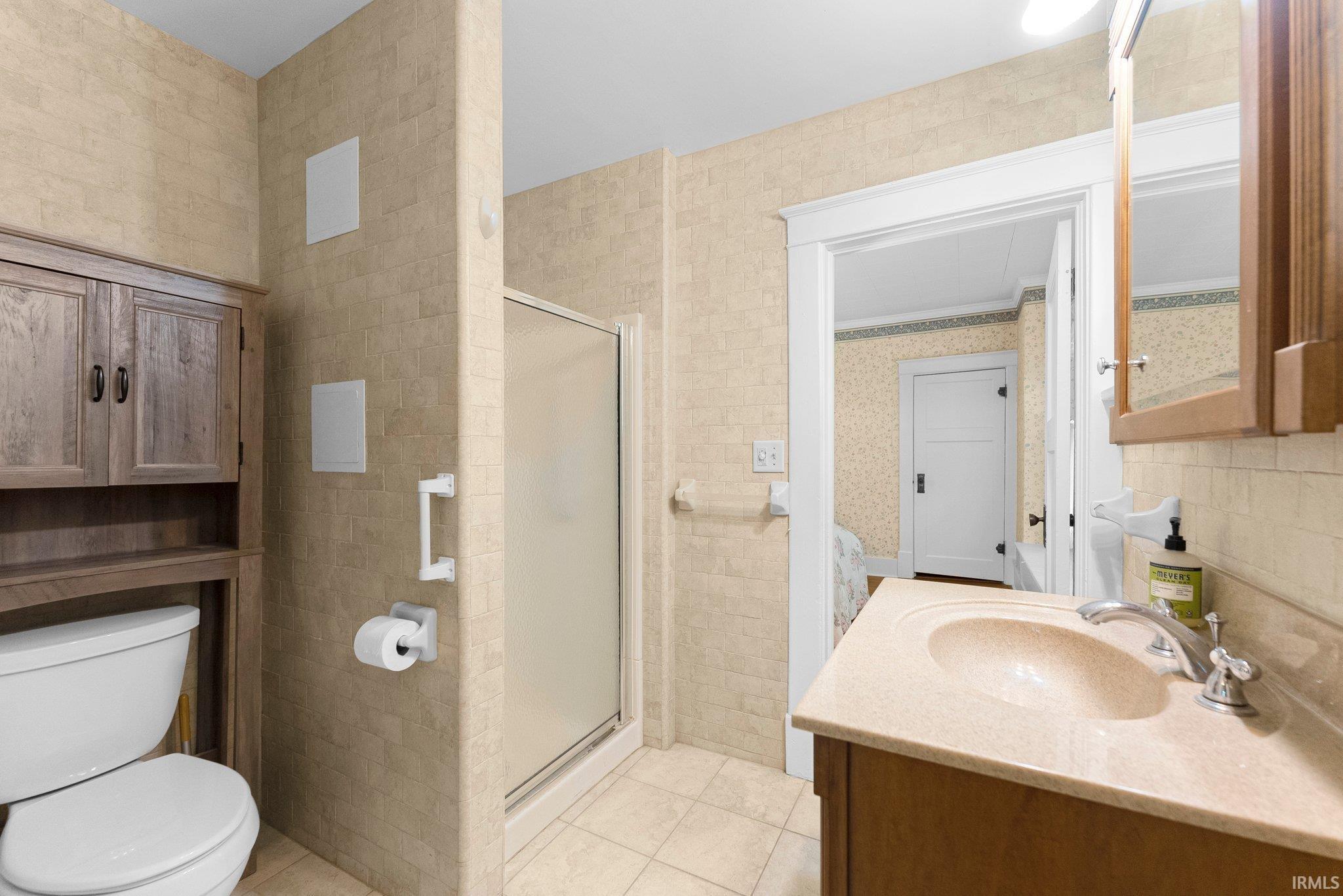 315 W 9th Street