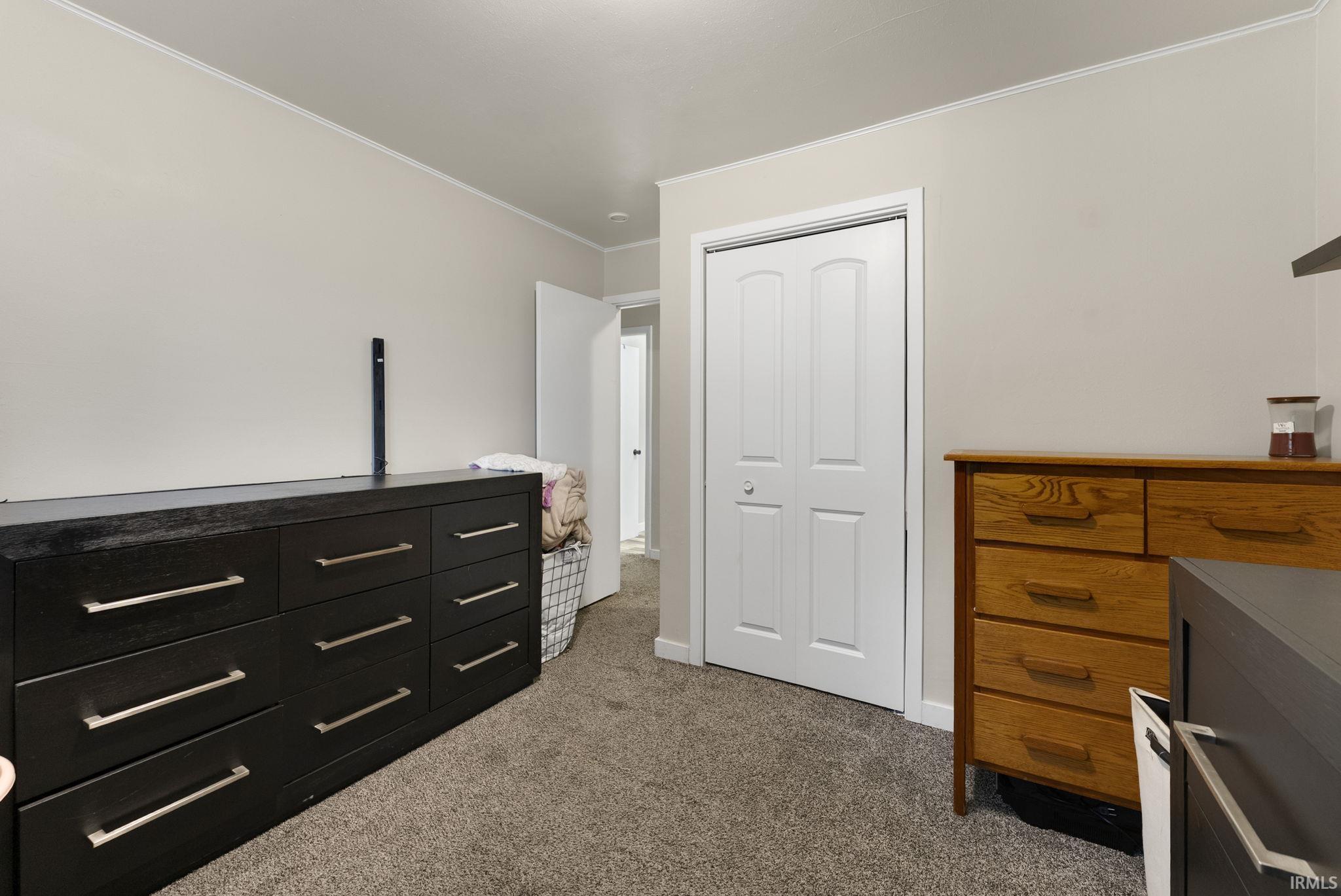 300 E Pickwick Drive