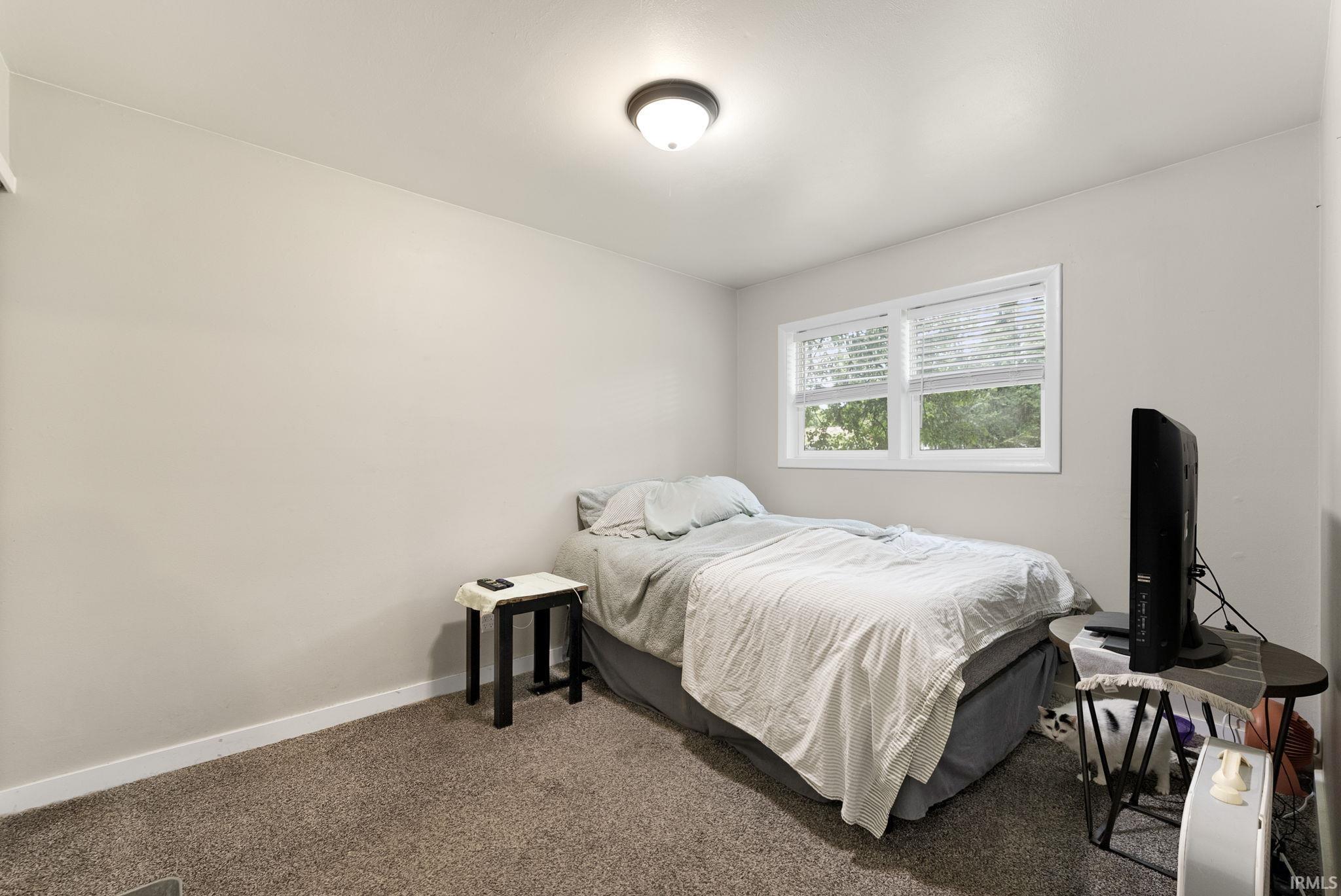 300 E Pickwick Drive