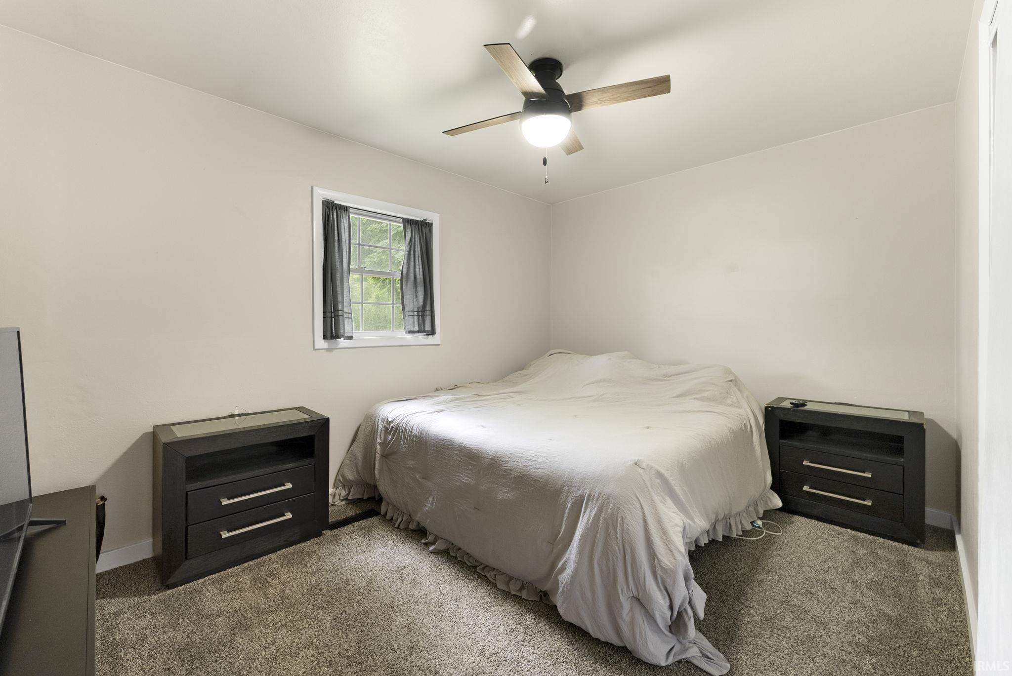 300 E Pickwick Drive