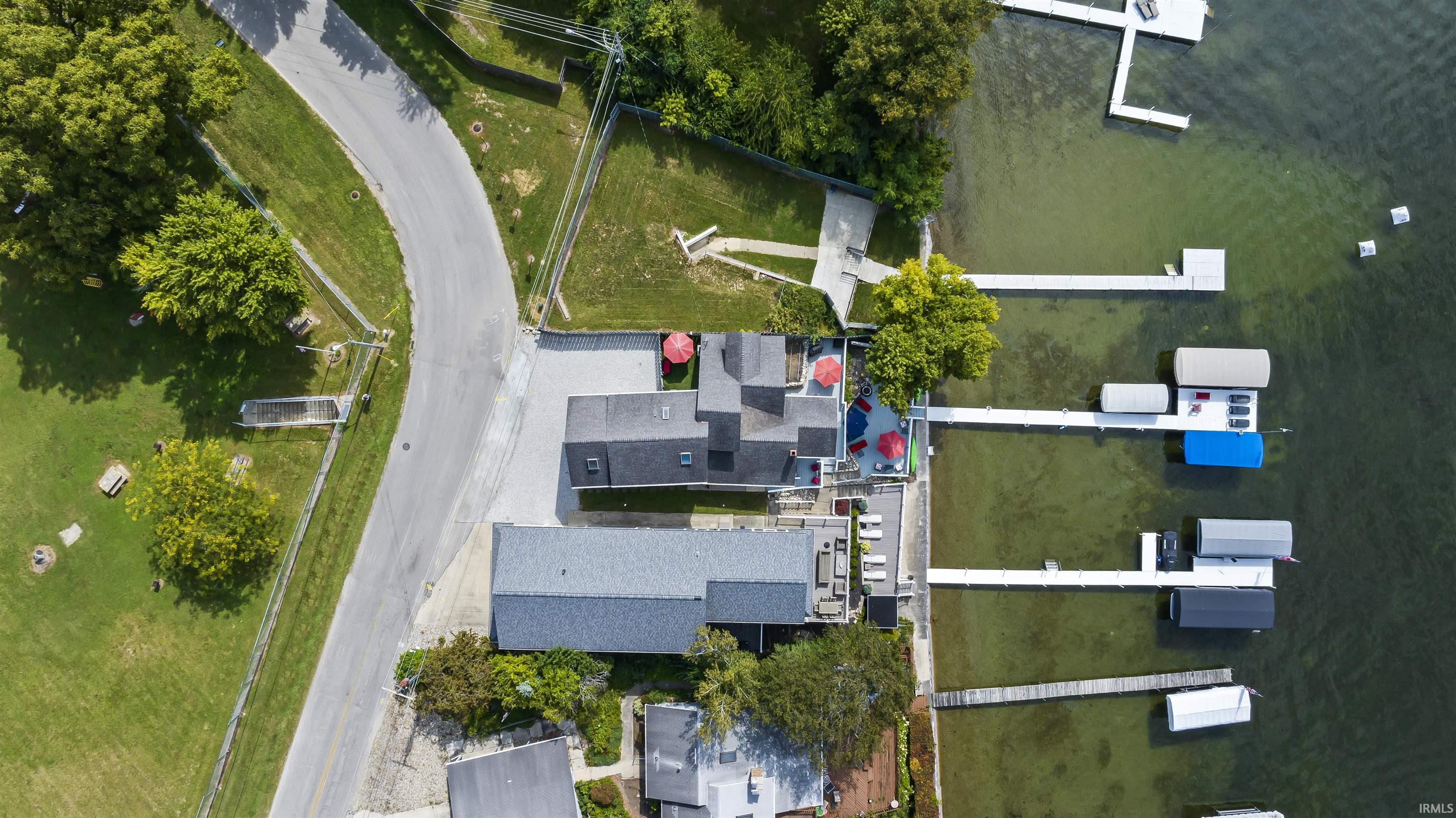 11247 N East Wawasee Drive