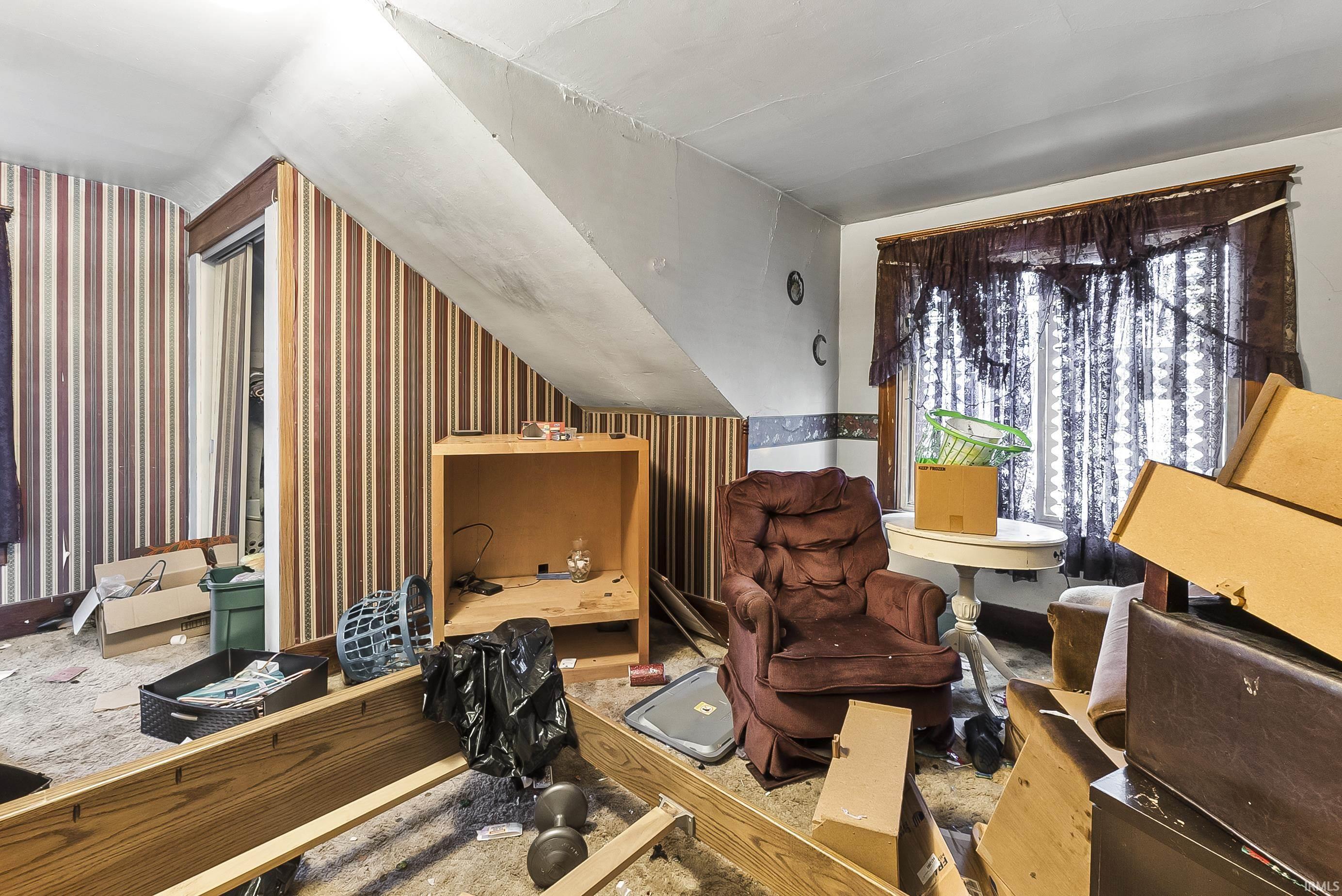 1024 E Fort Wayne Street