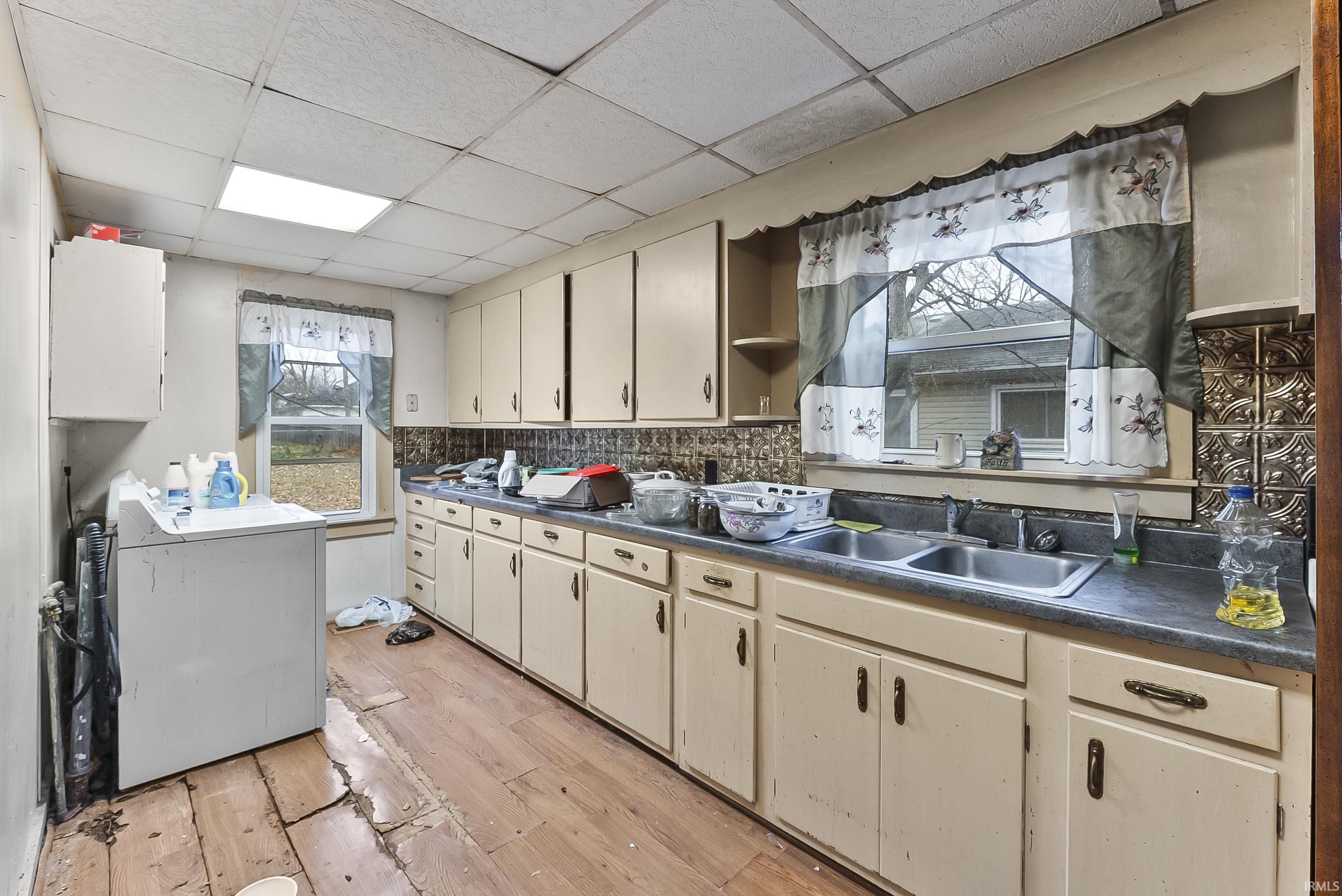 1024 E Fort Wayne Street