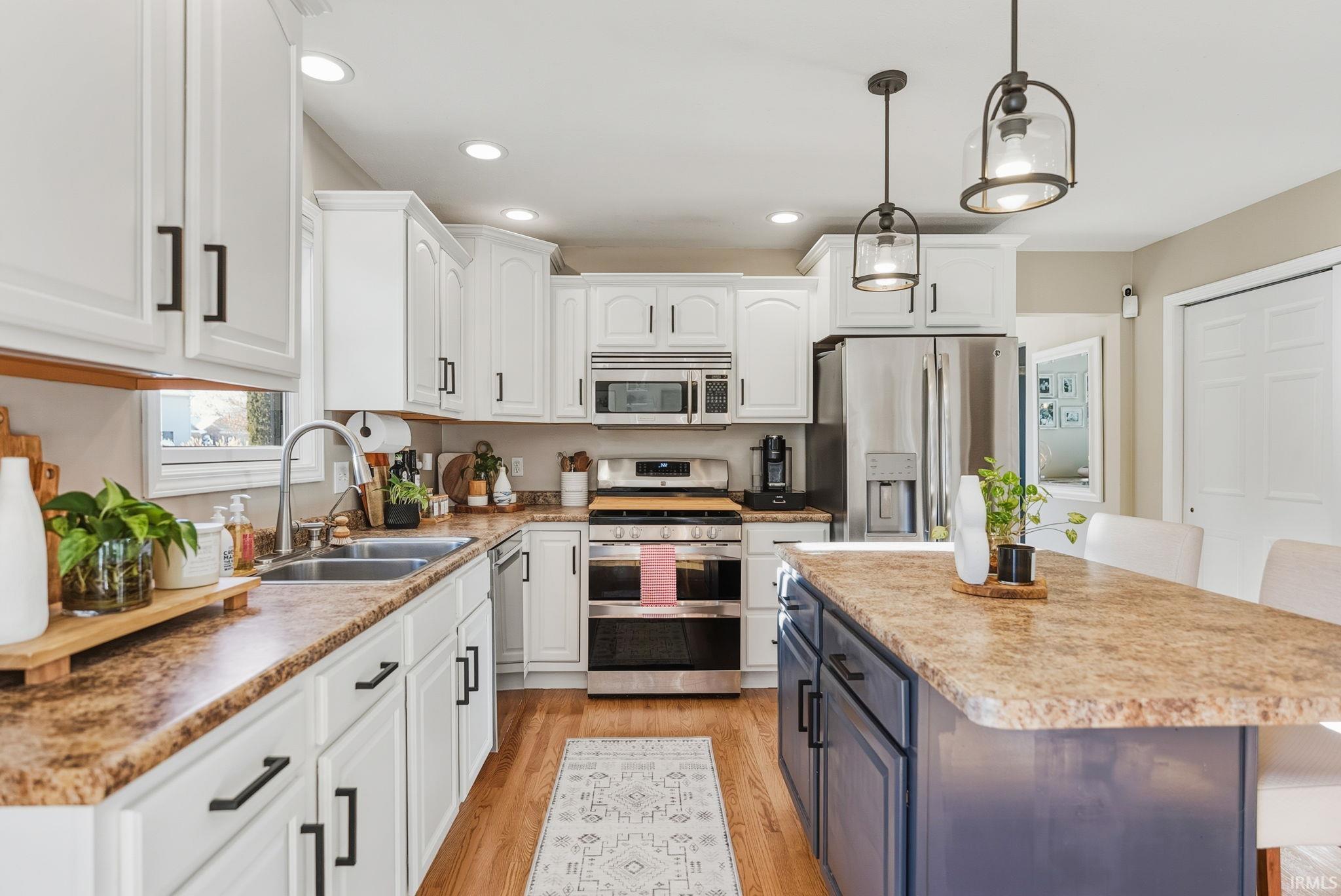 13818 hearthwood Court