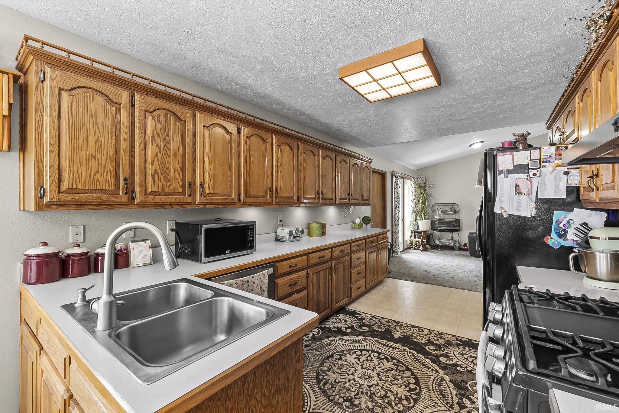 215 S Easterday Drive