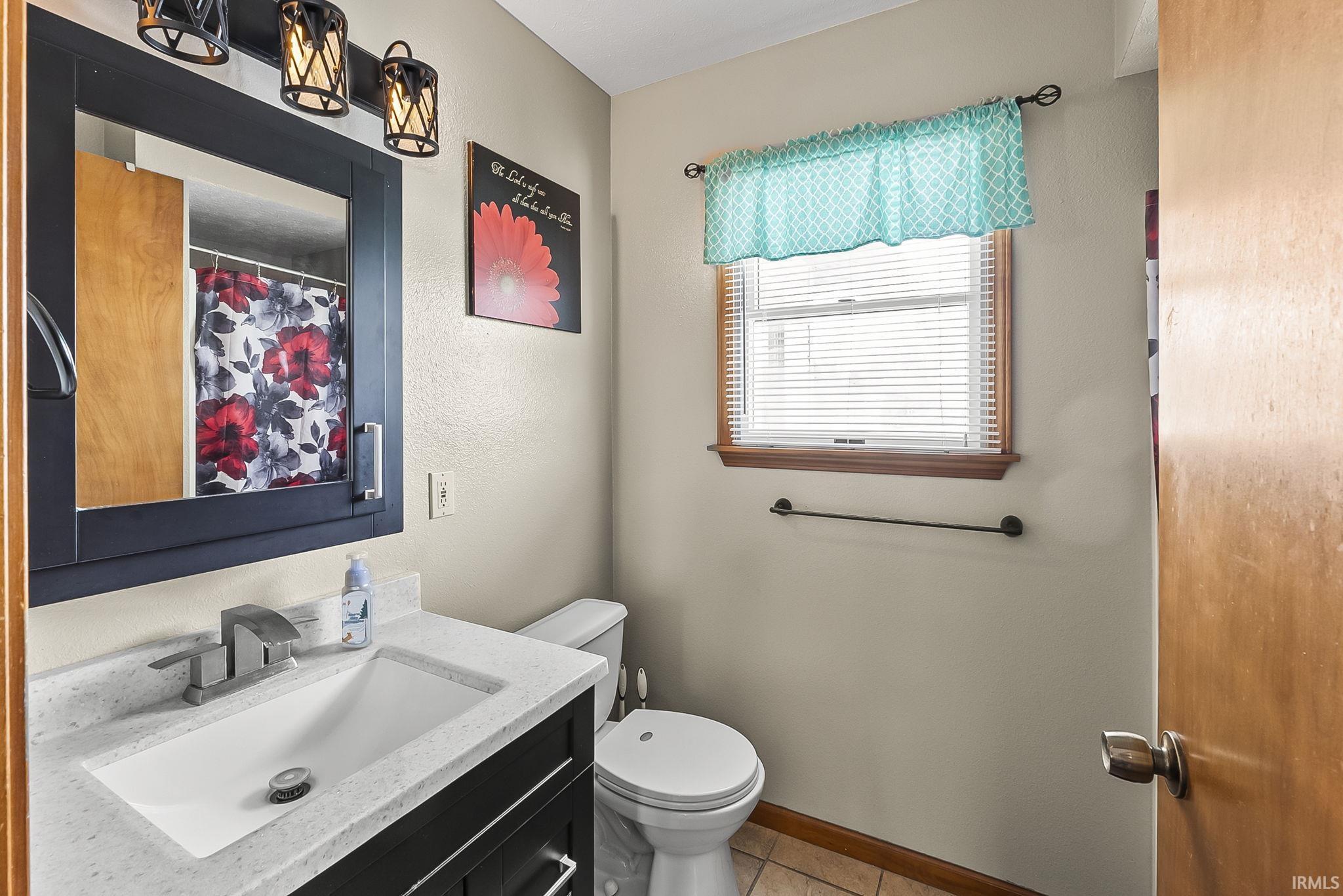 215 S Easterday Drive