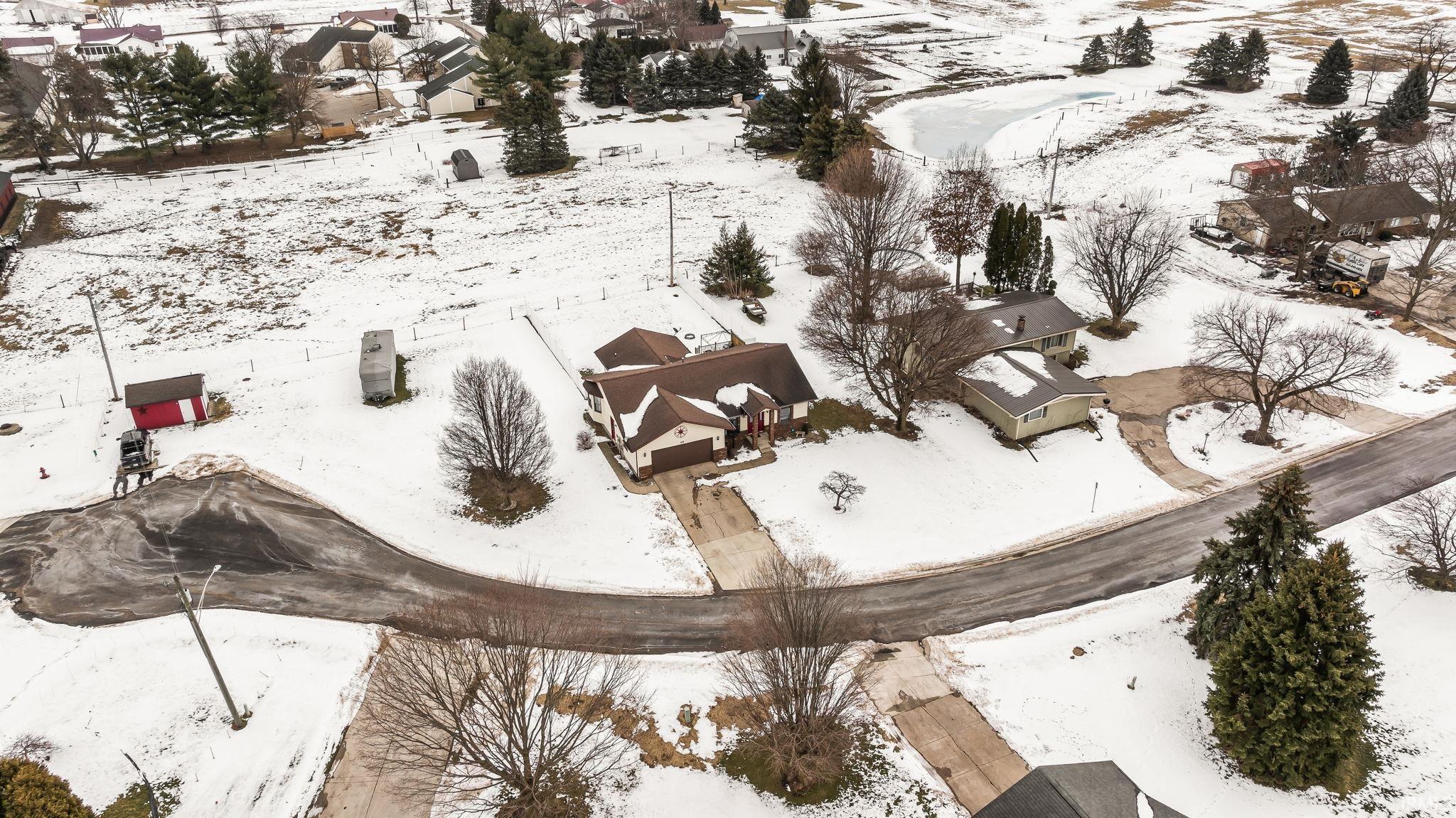 215 S Easterday Drive