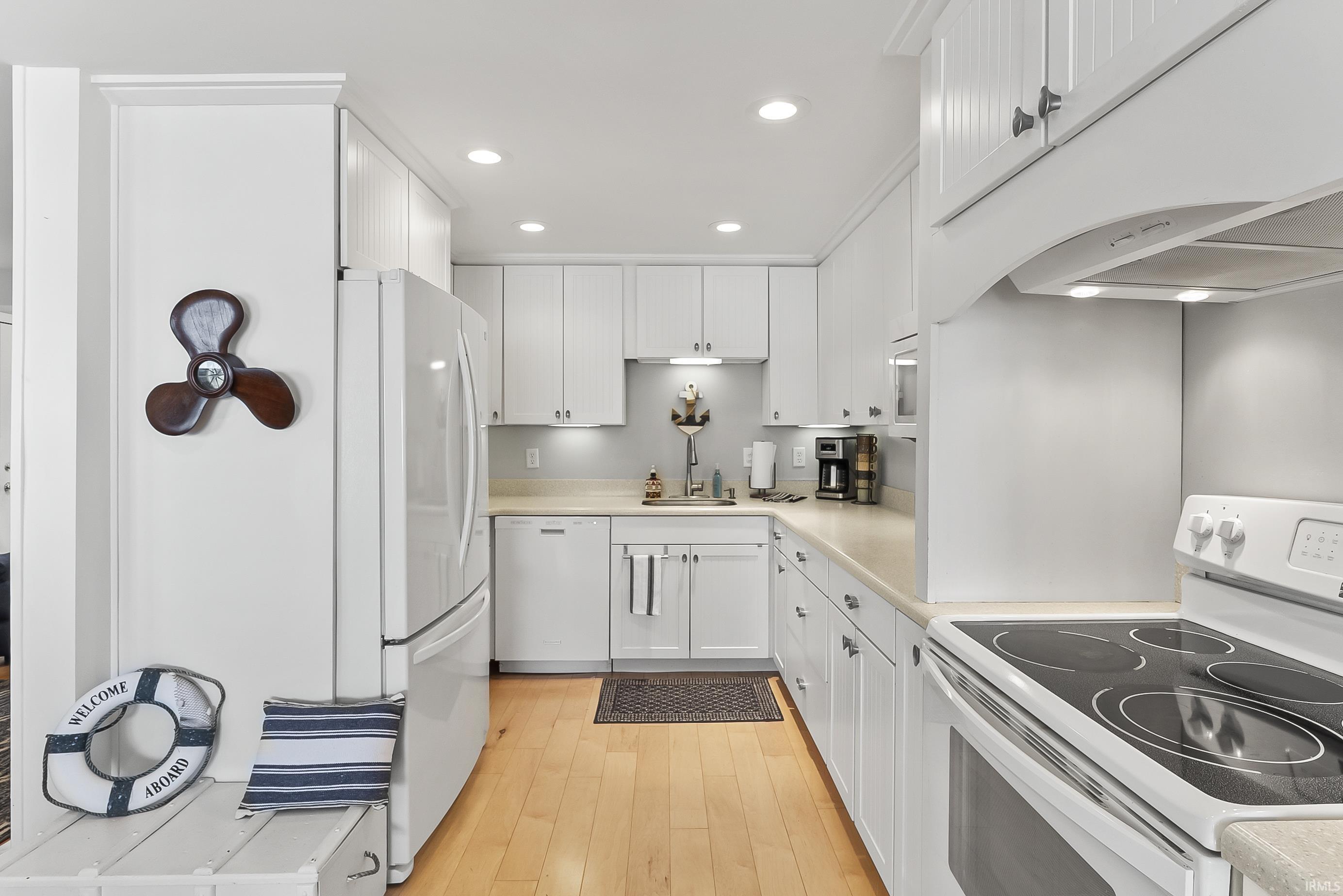 11247 N East Wawasee Drive