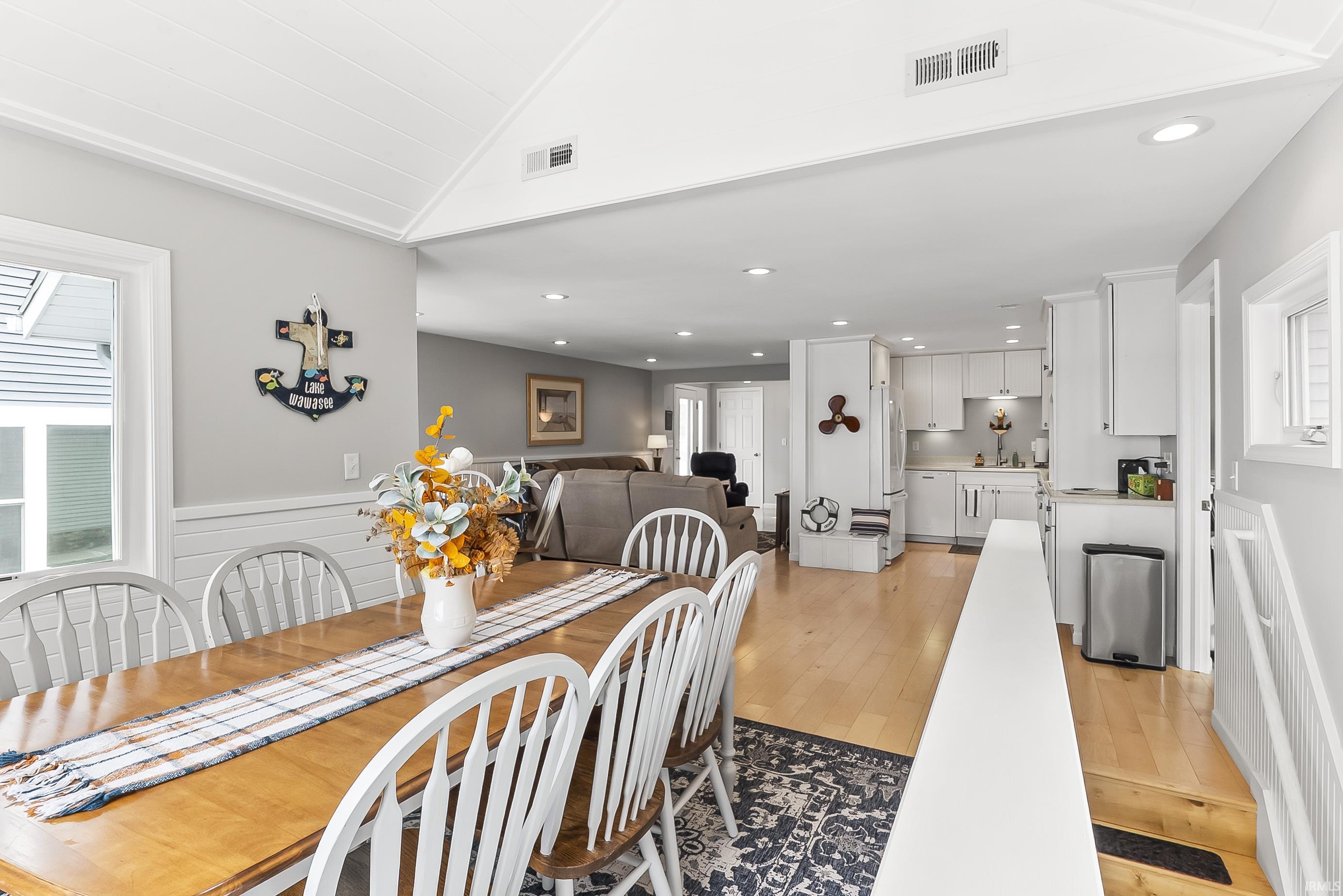 11247 N East Wawasee Drive