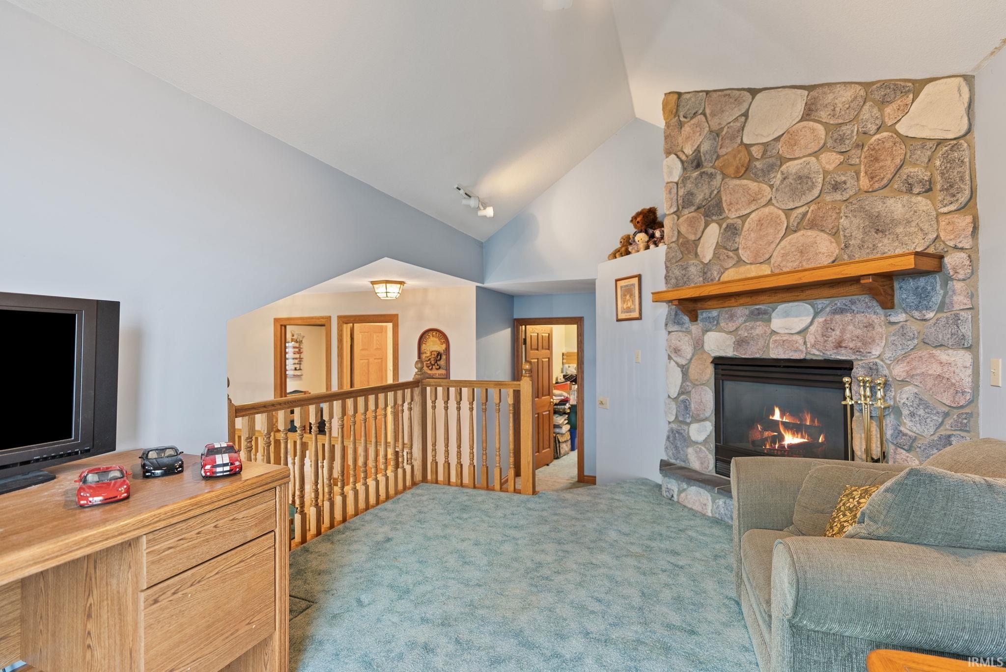 12385 N Camelot Trail