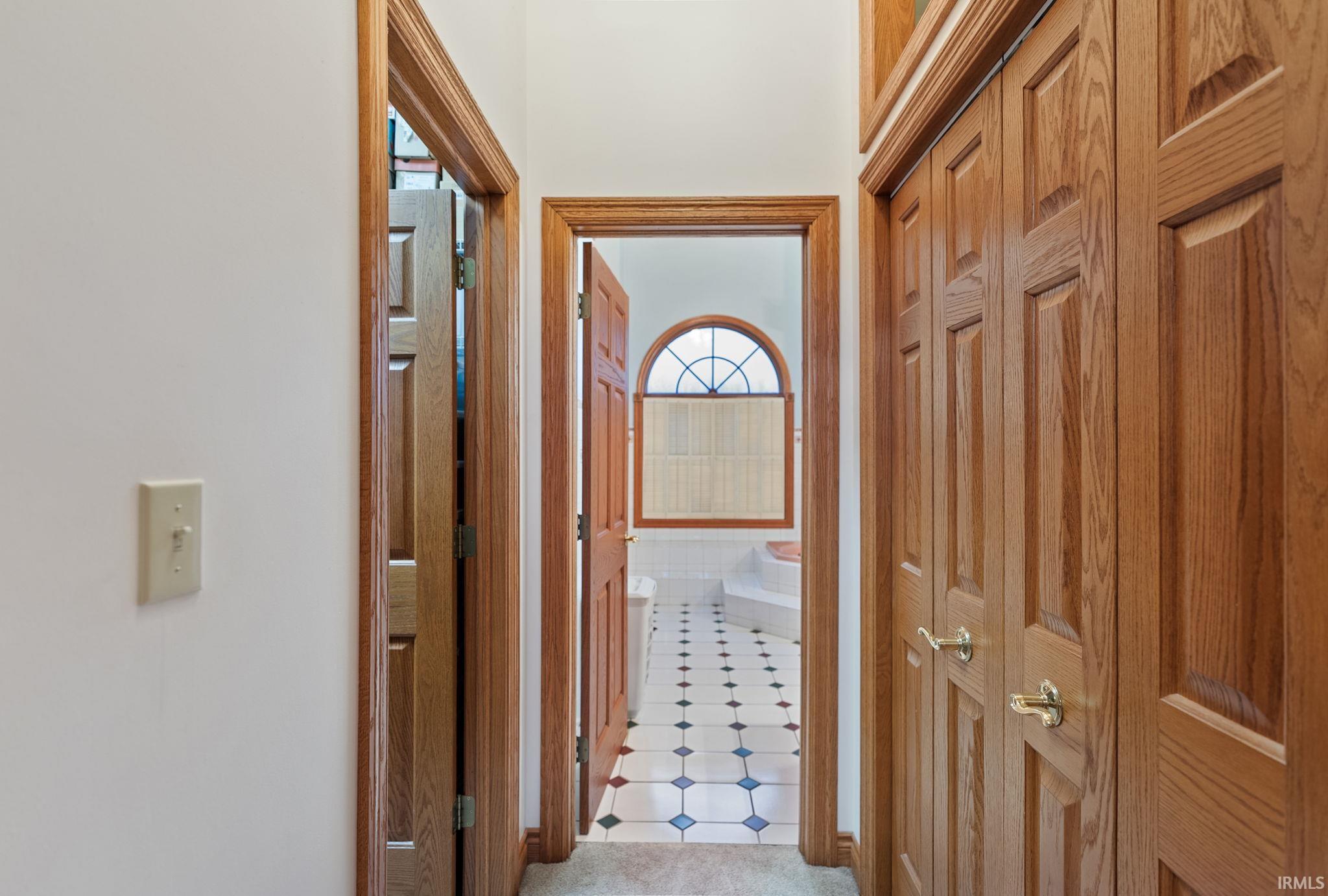 12385 N Camelot Trail