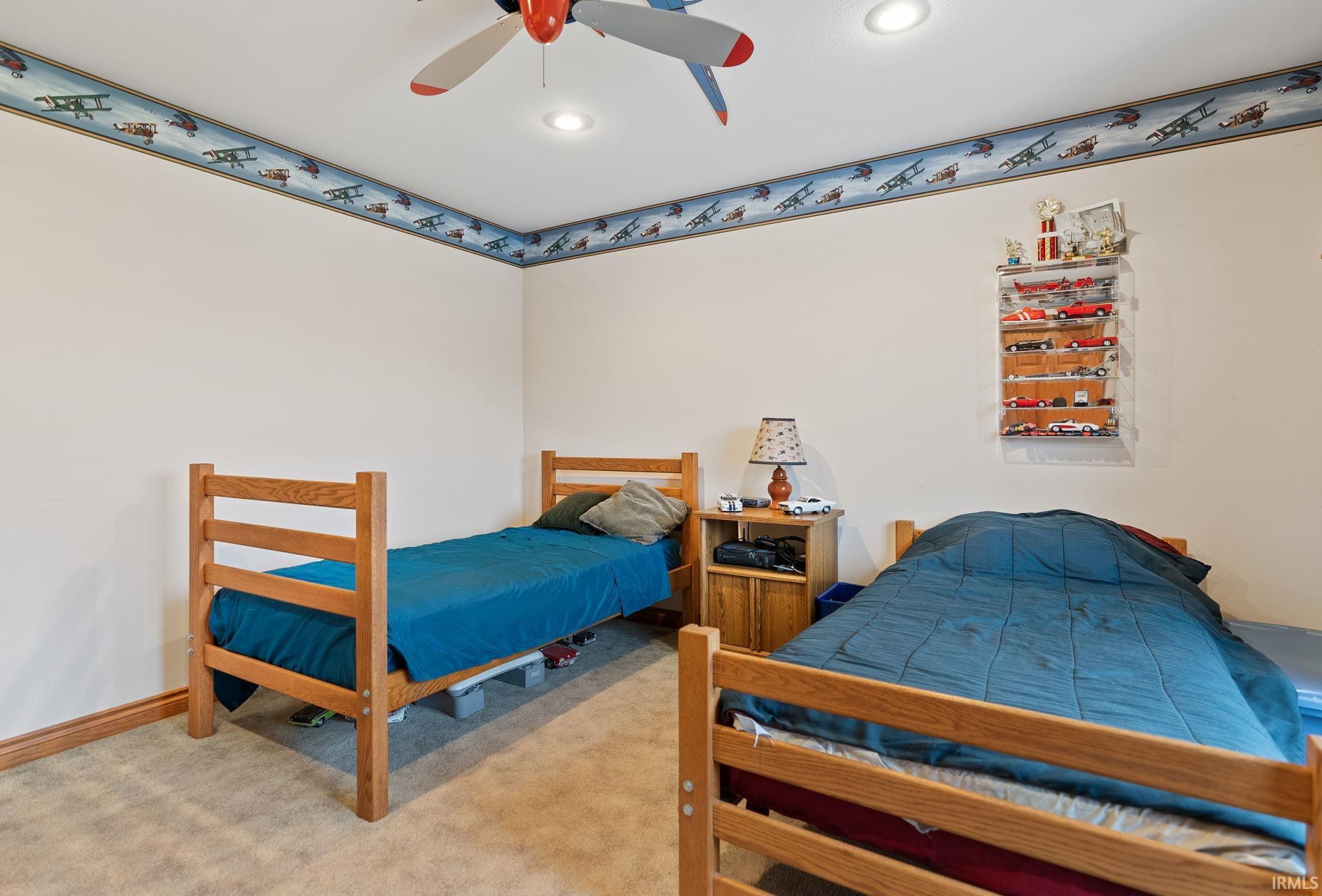 12385 N Camelot Trail