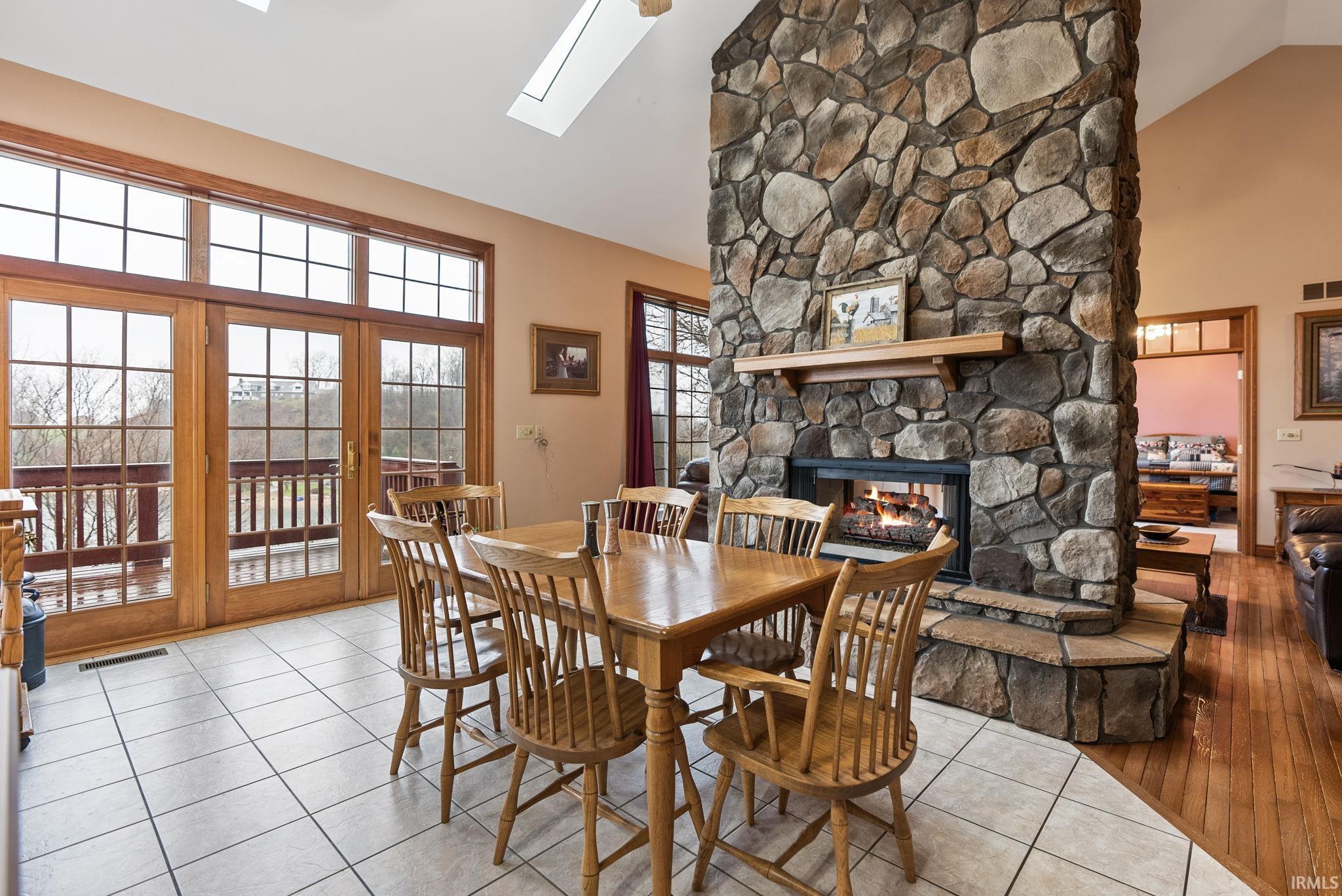 12385 N Camelot Trail