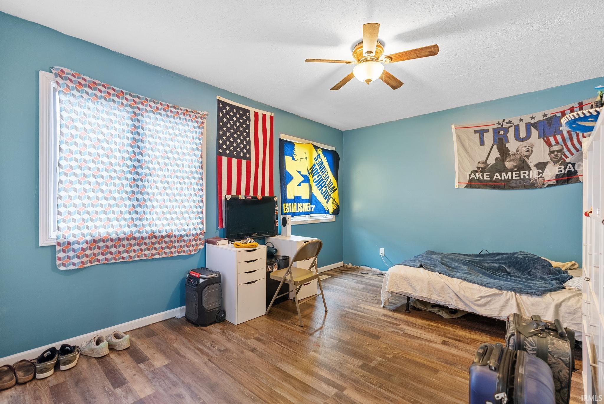 6907 E South Barbee Drive