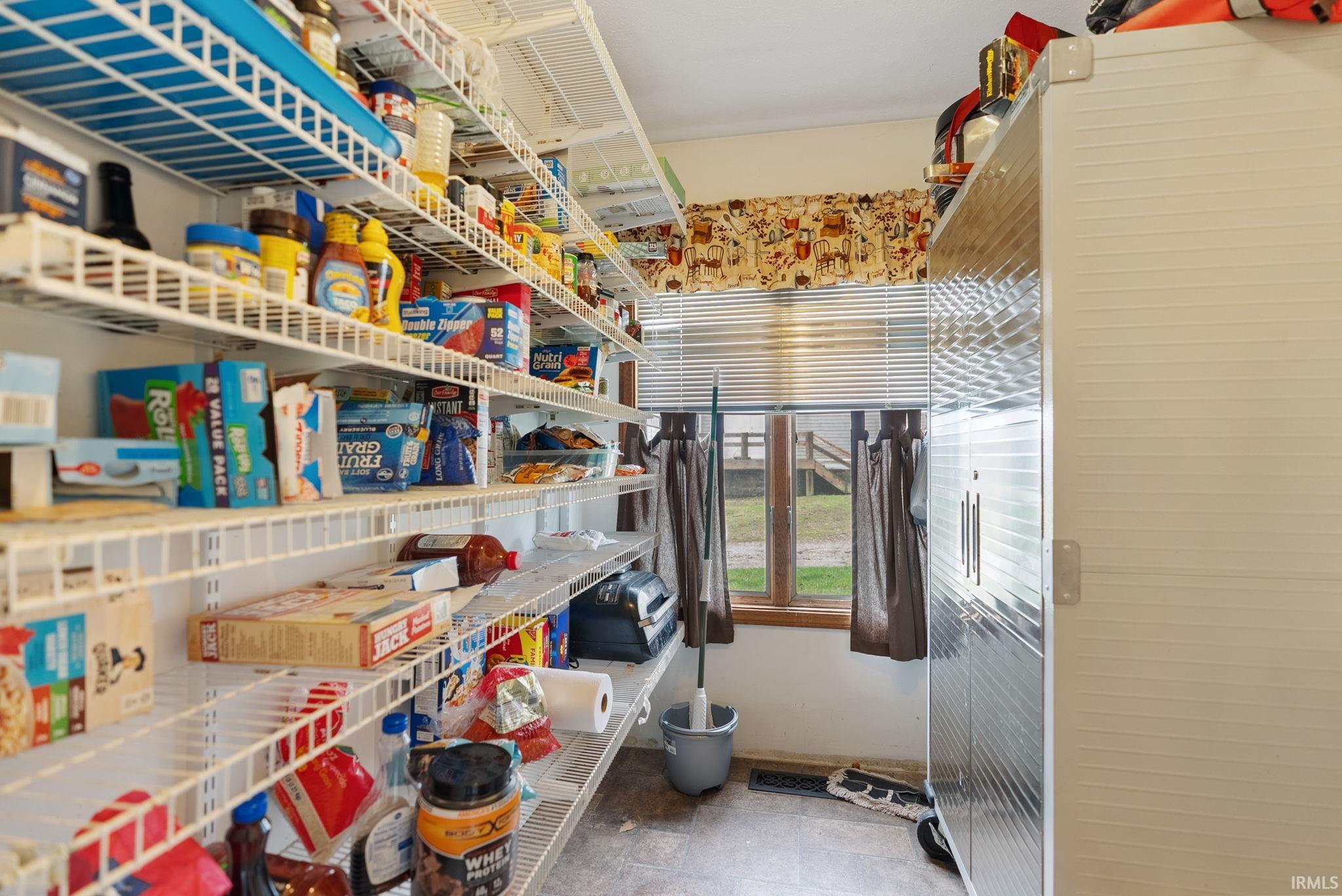 6907 E South Barbee Drive