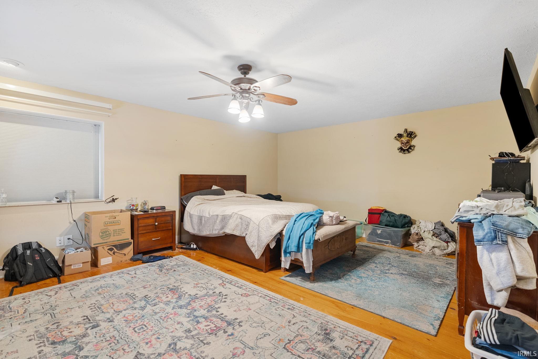 6907 E South Barbee Drive