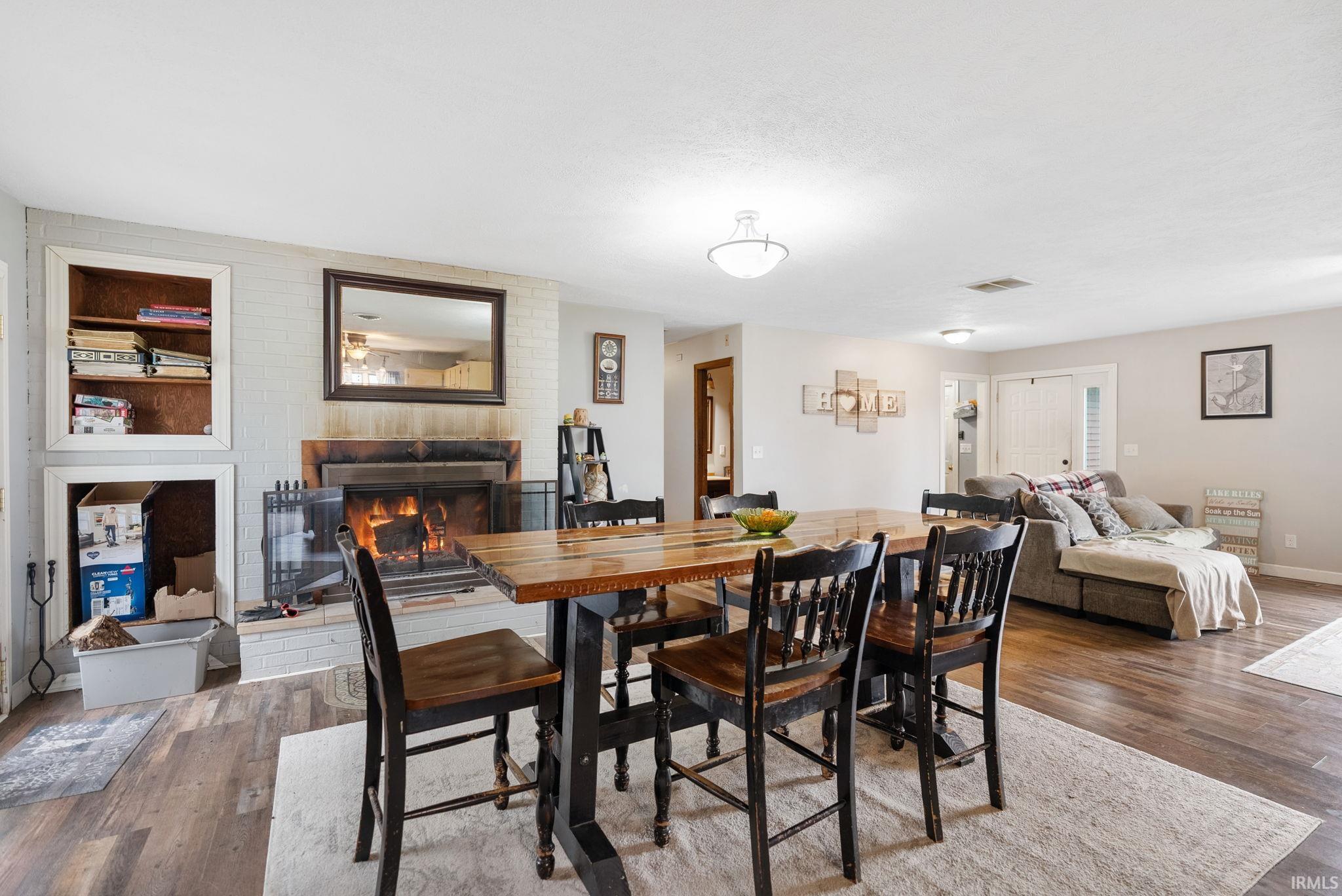 6907 E South Barbee Drive