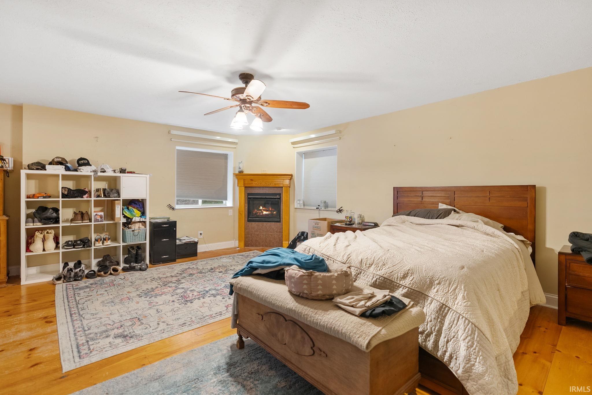 6907 E South Barbee Drive