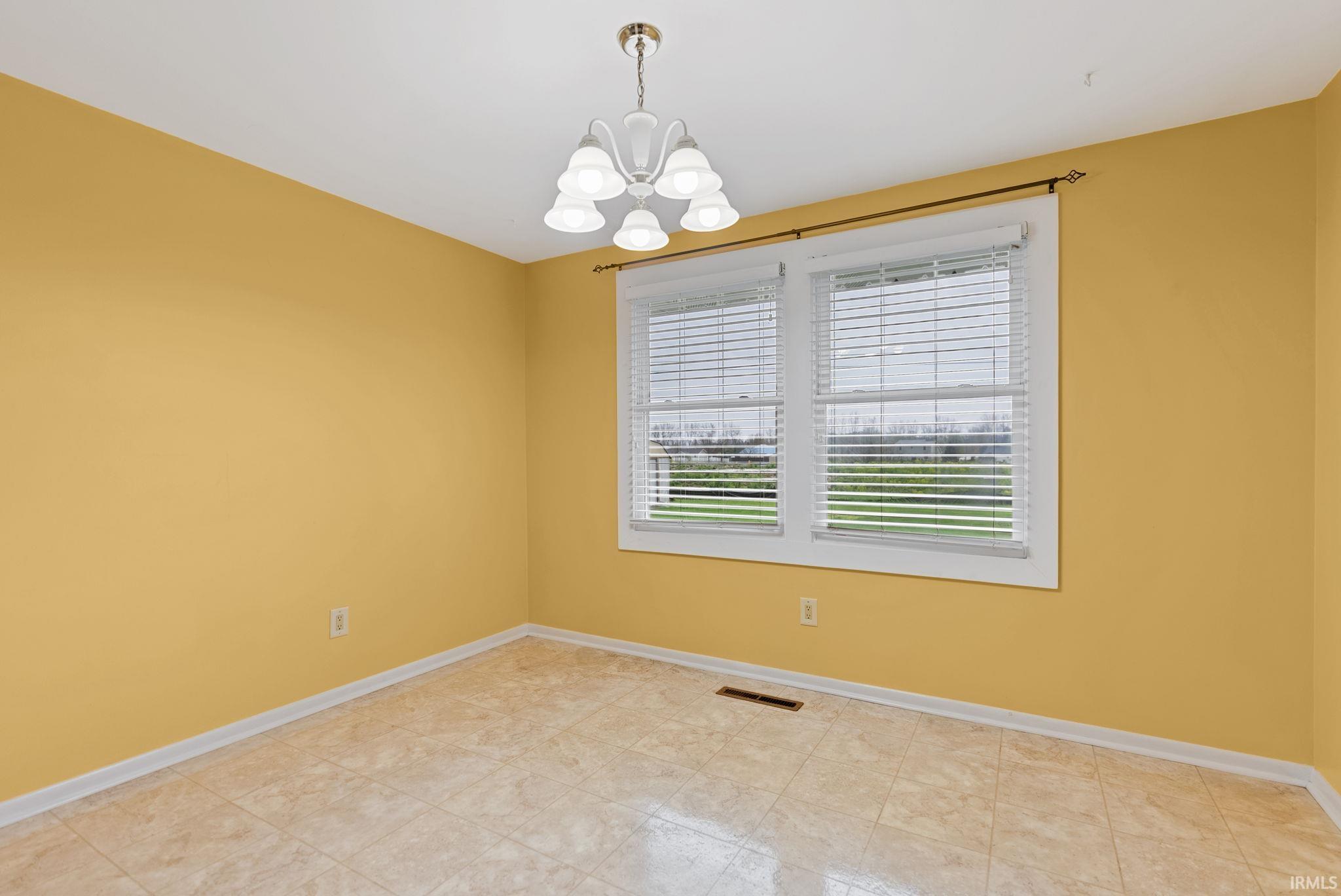 1402 Sunset Drive