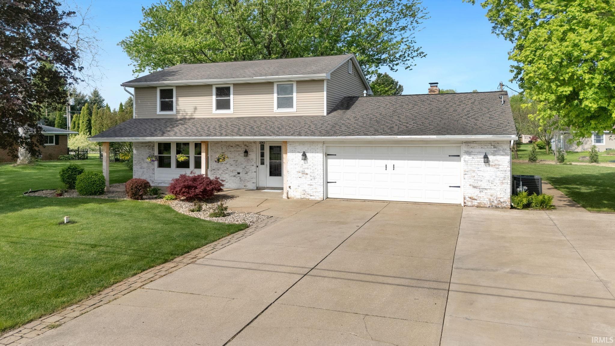 2303 S Country Club Road