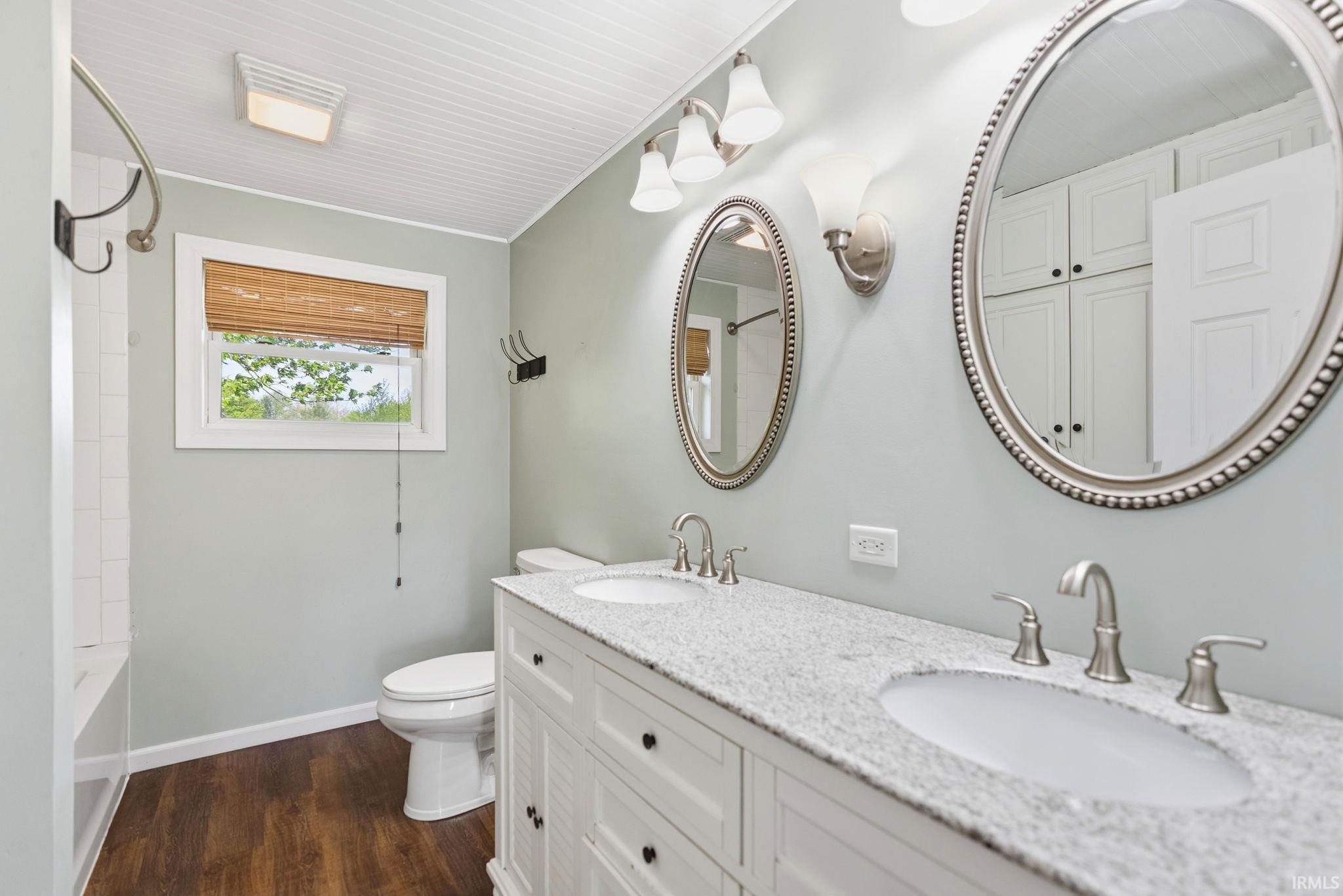 2303 S Country Club Road